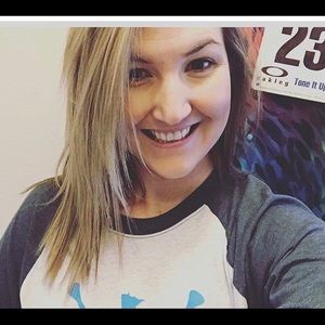 Meet your Posher, Kayla